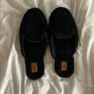 Ugg slippers